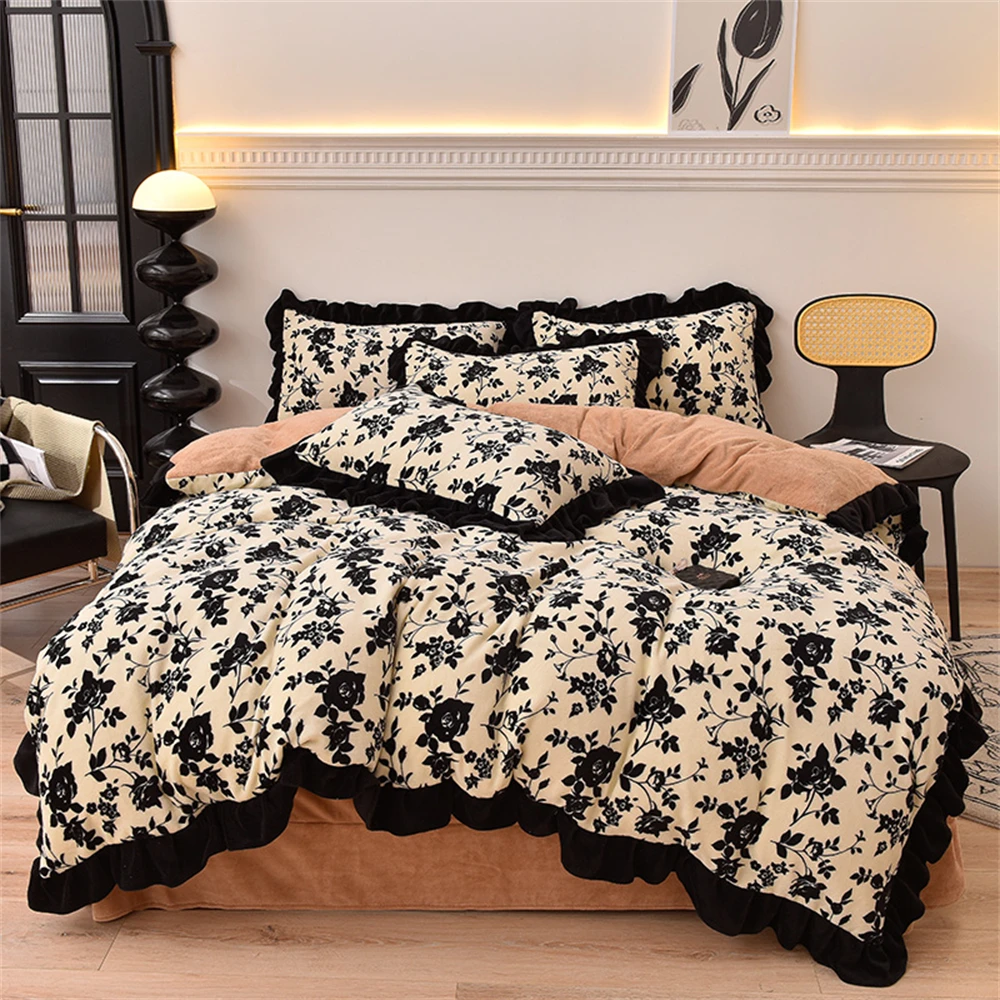 Luxury Winter Warm Milk Velvet Bedding Set Thickened French Retro Princess Double-Sided Coral Velvet Four Piece Sets Black Lace