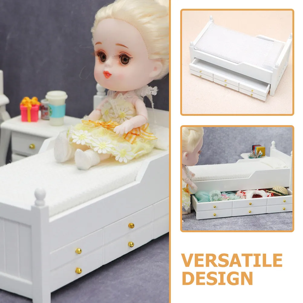 

Деревянная миниатюрная кровать для кукольного домика, мебель в европейском стиле, реквизит для спальни, натуральный материал, аксессуар для декора мини-дома