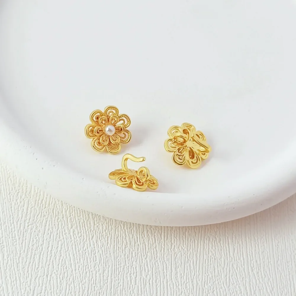 DIY 18K Gold-plated Gold and Silver Hollowed-out Flower Peace Pendant, Connecting Hook Buckle Necklace