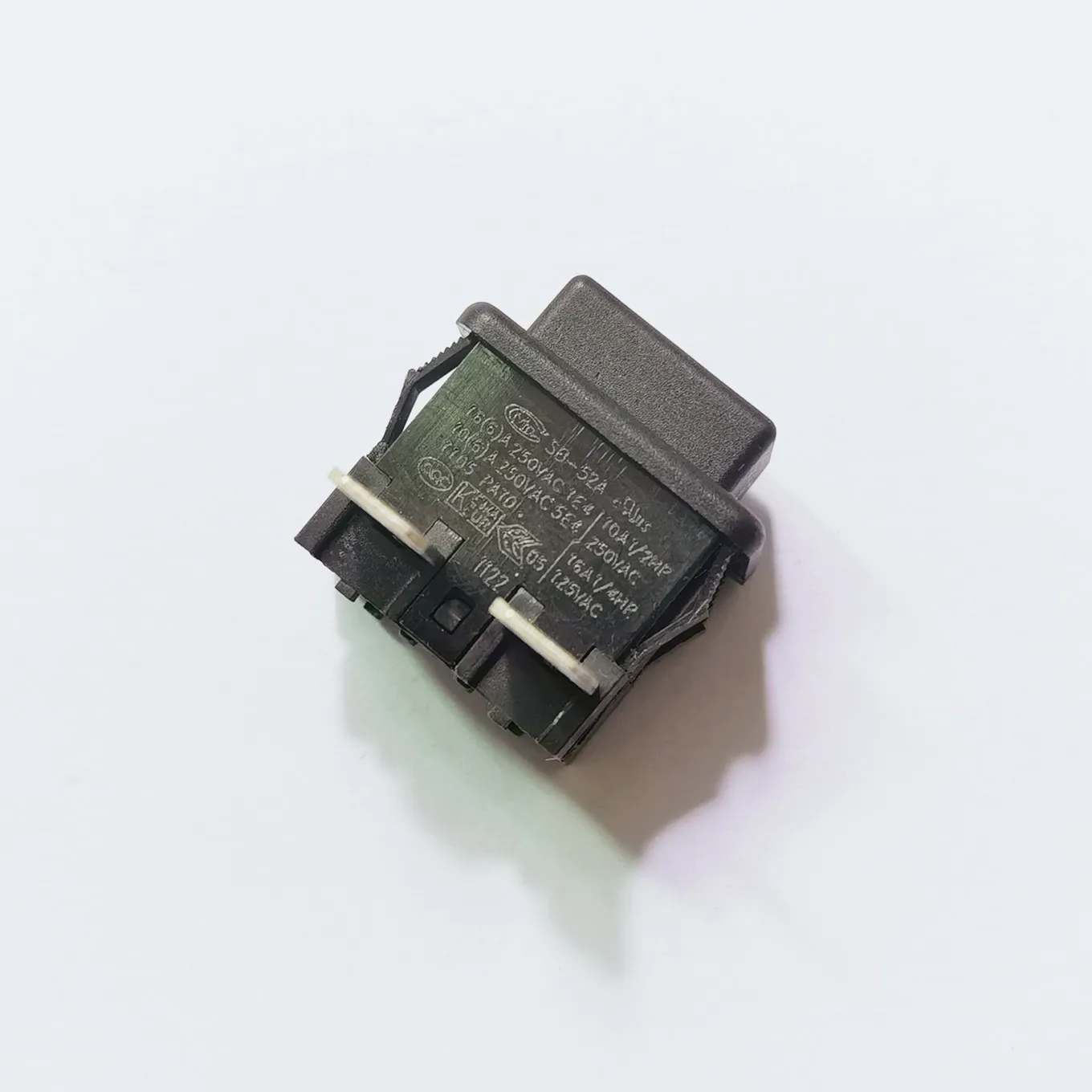 Original New 100% SB-52A Square Foot Bend 2Pin Water Heater Vacuum Cleaner Button Self-Locking Power Switch 10A