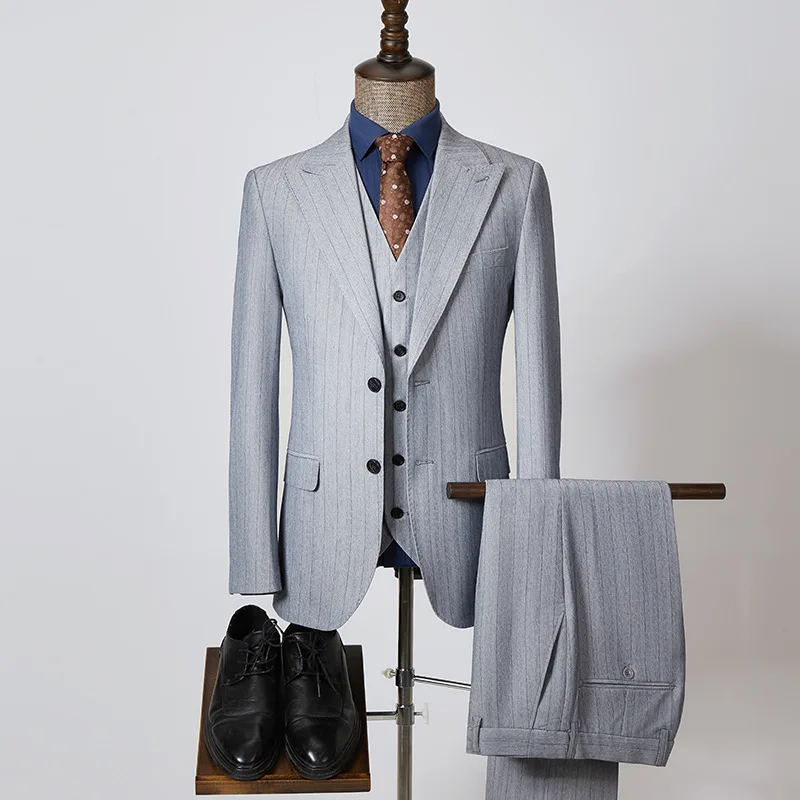 Europe and The United States New Fashion Striped Suit Men's Korean Version of Slim Light Gray Leisure Suit Three-piece Suit.