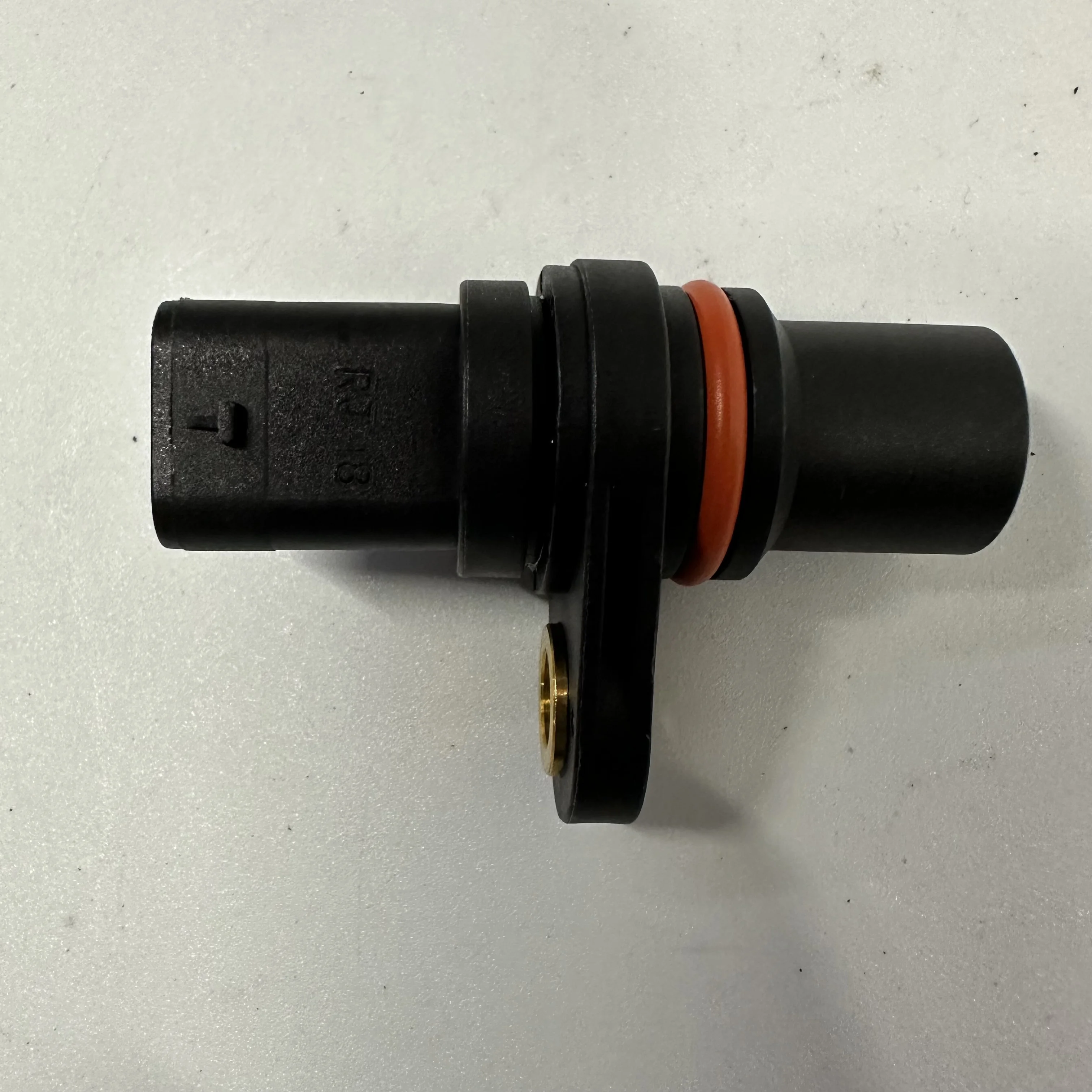 Camshaft Position Sensor 6711530428 For Ssangyong Rexton W Actyon Korando Musso Sports Kyron Rodius 2.0 2.2 Diesel High Quality