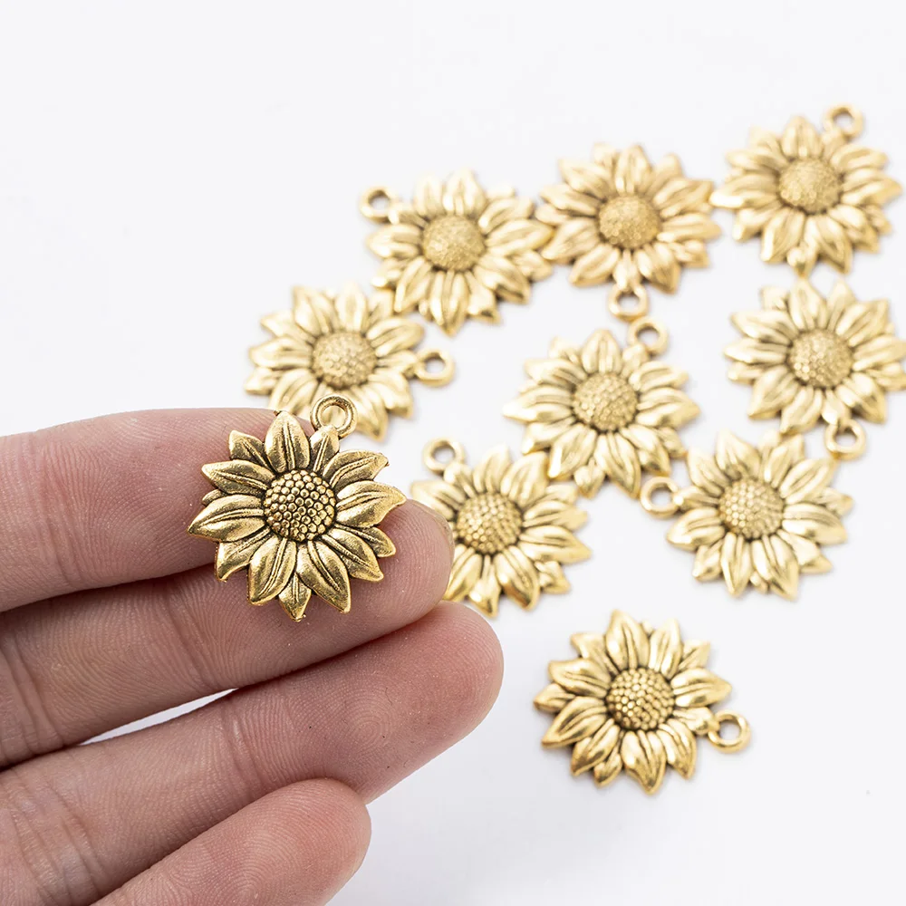 10 Pcs Beauty Antiuqe Gold Color Sunflower Charms DIY Pendant Necklace For Women Jewelry Accessories Classic Decoration 22*19mm