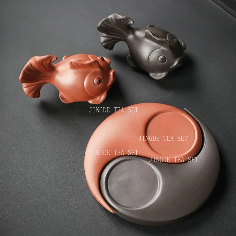 Yixing Zisha Yin Yang Tea Pet Set Split Fish Shape Tea Coaster Purple Clay Goldfish Figurine Kung Fu Tea Table Decor Accessory