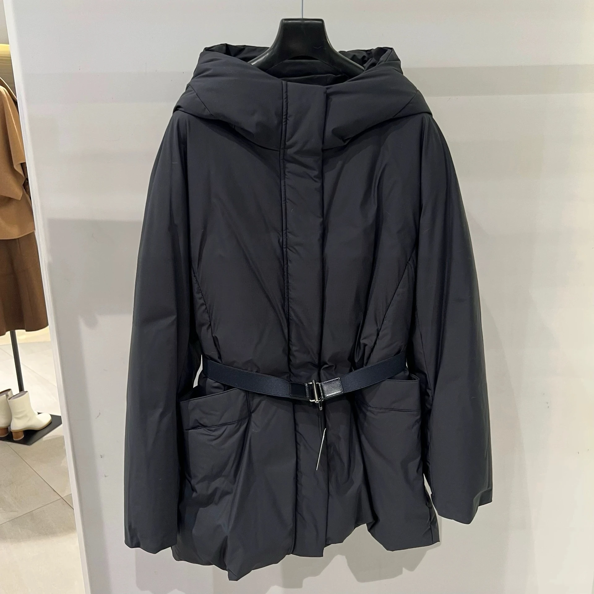 Casual citroenkaas halflange capuchonjas met riem Eenvoudig woon-werkverkeer Sle Ganzendonsjas voor dames Rechte snit Lange Sve