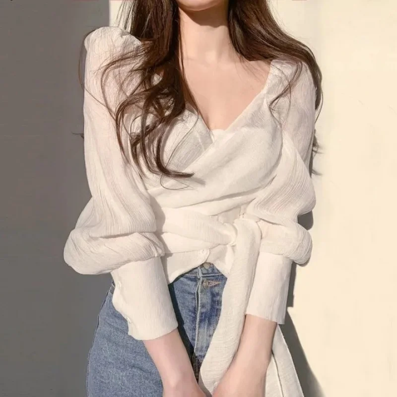 

Korean StylechicElegant Graceful Pleated Spring and AutumnVCross Tie Design Sense Niche Chiffon Blouse Top Women