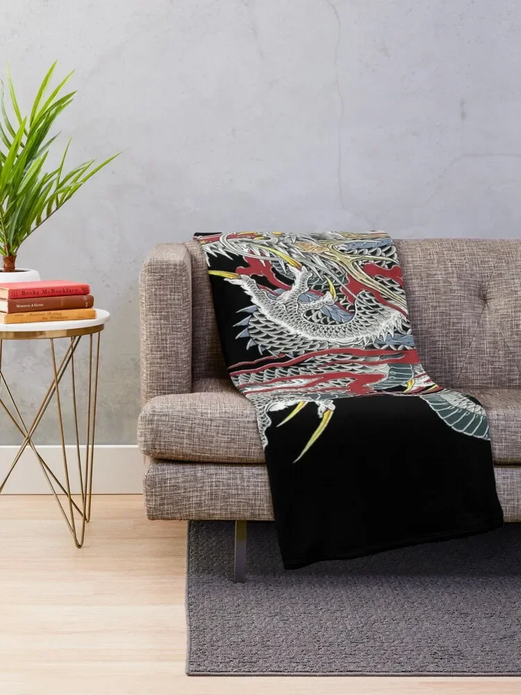 Kiryu Kazuma - Dragon of Dojima (Yakuza) Throw Blanket Winter beds christmas gifts Blankets