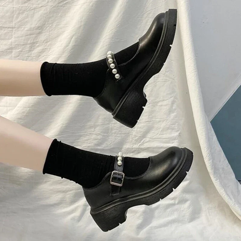 Ladies Shoes Mary Jane Shoes Women Pearl British Female Footwear Retro Beading New Platform Shoes Woman Pumps Classics Style