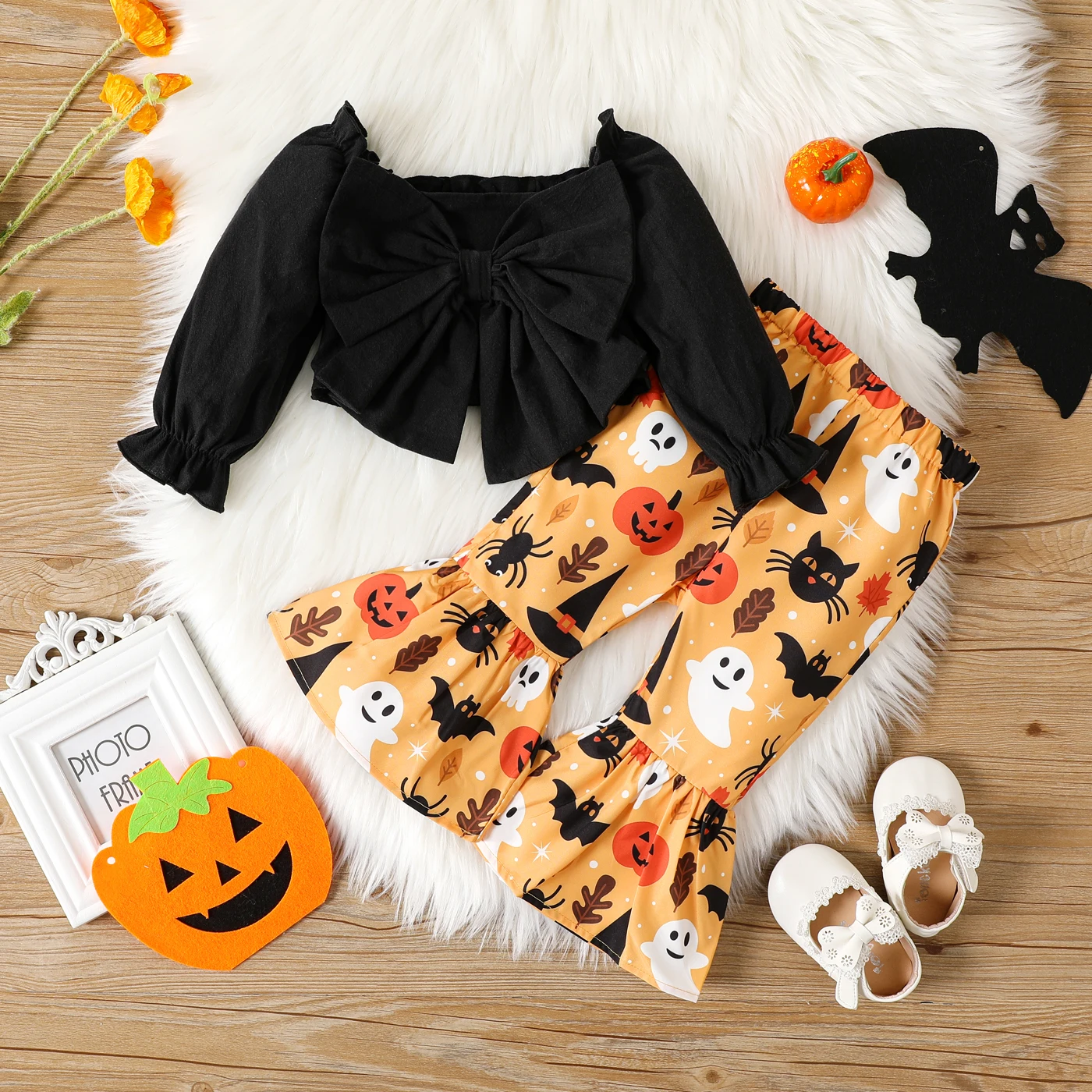 PatPat Halloween 2pcs Baby Girl Long-sleeve Bow Front Crop Top and Allover Print Flared Pants Set