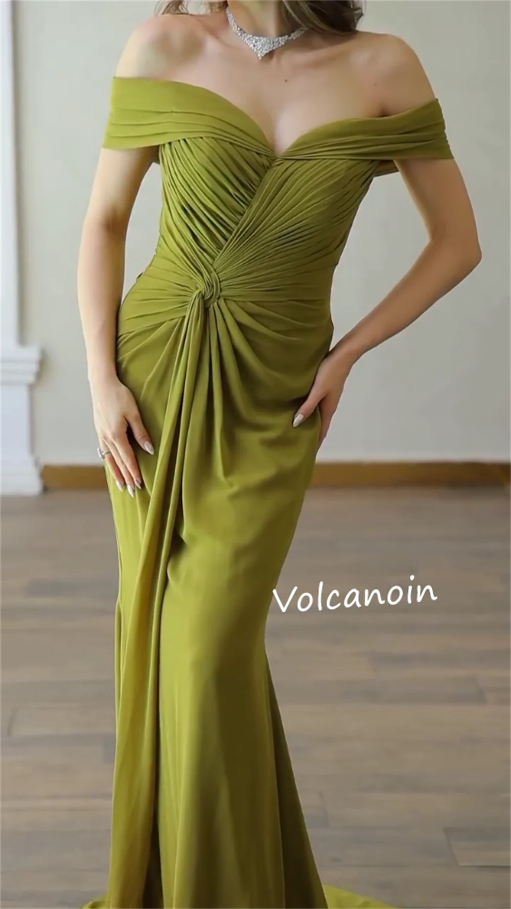 Maßgeschneiderte formelle Abendkleider aus Chiffon mit Falten, A-Linie, schulterfrei, lange Kleider, maßgeschneiderter Anlass, elegant, hohe Qualität