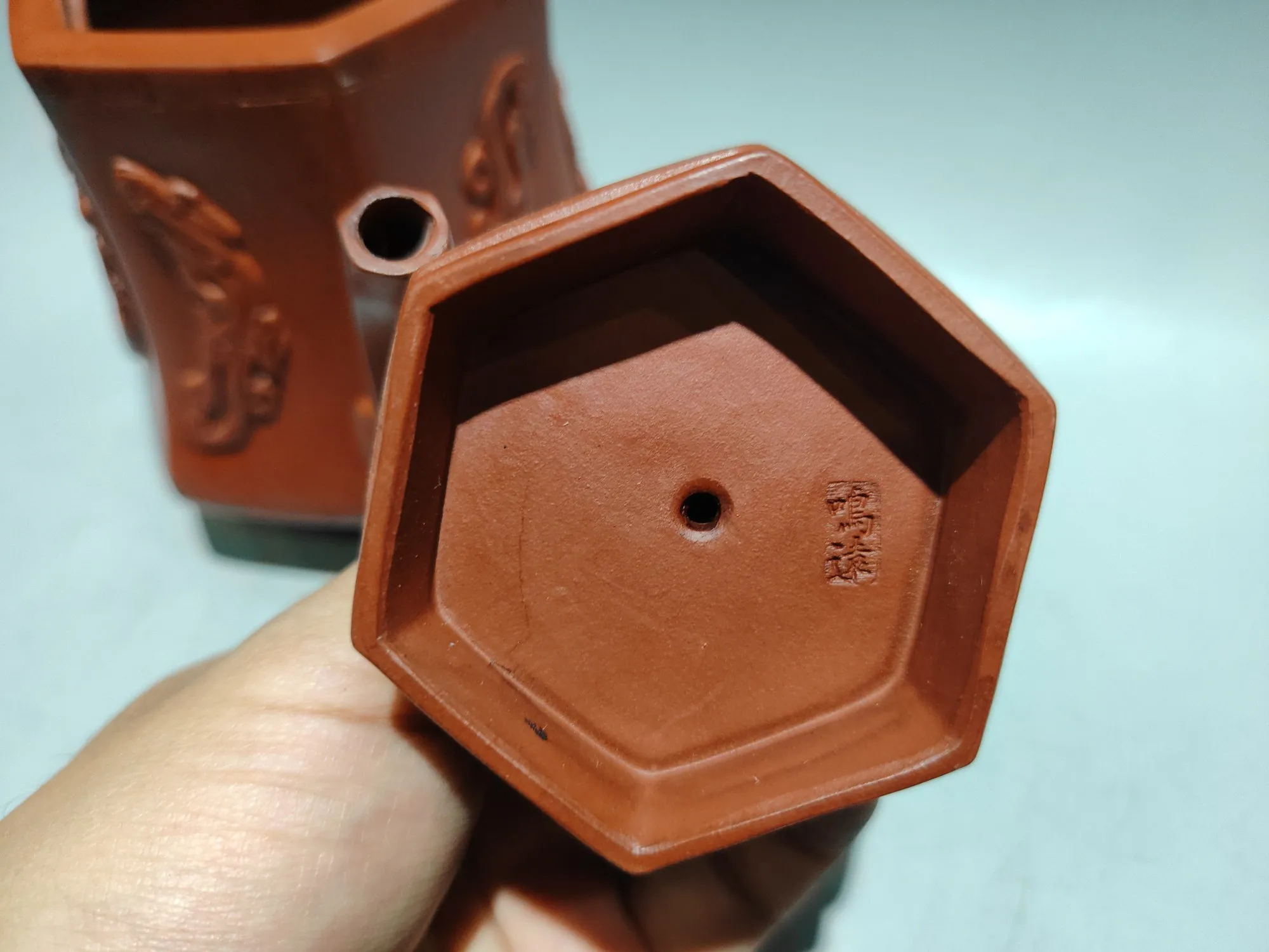 Yixing Purple Clay Pot Red clay High relief Snake Fish Pixiu Pattern Plum blossom covered pot kettle teapot Tea Charm