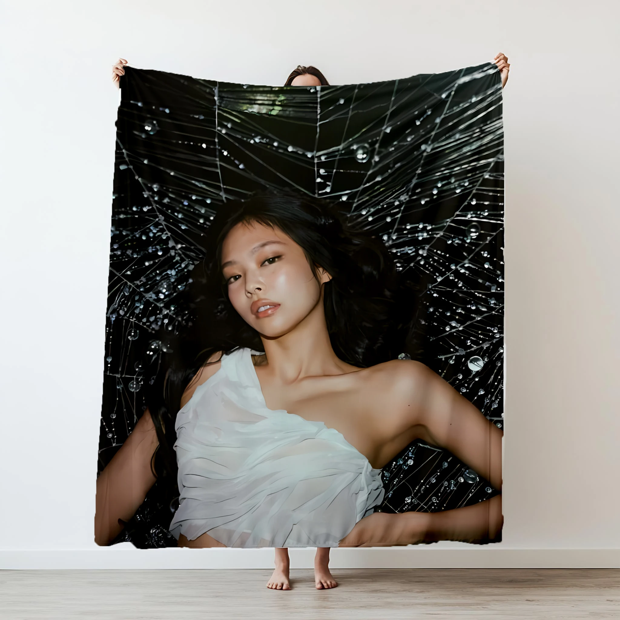 

New famous actress J-Jennie dinner party printed soft blanket Sleeping blankets Can be used in the room sofa travel gift