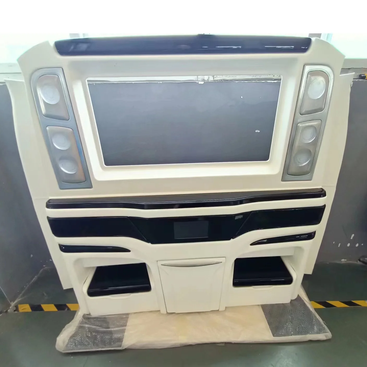 Newest Limousine Modification Auto Design Van Interiors Partition with TV for MPV Van V Class Metris Vito Car Partition