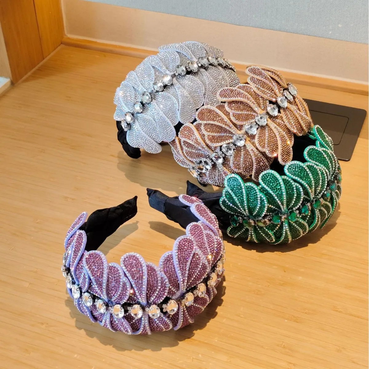 

Hot Selling European and American Fashion Luxury Full Diamond Oversized Flower Wide Headband High-end Hair Accessory