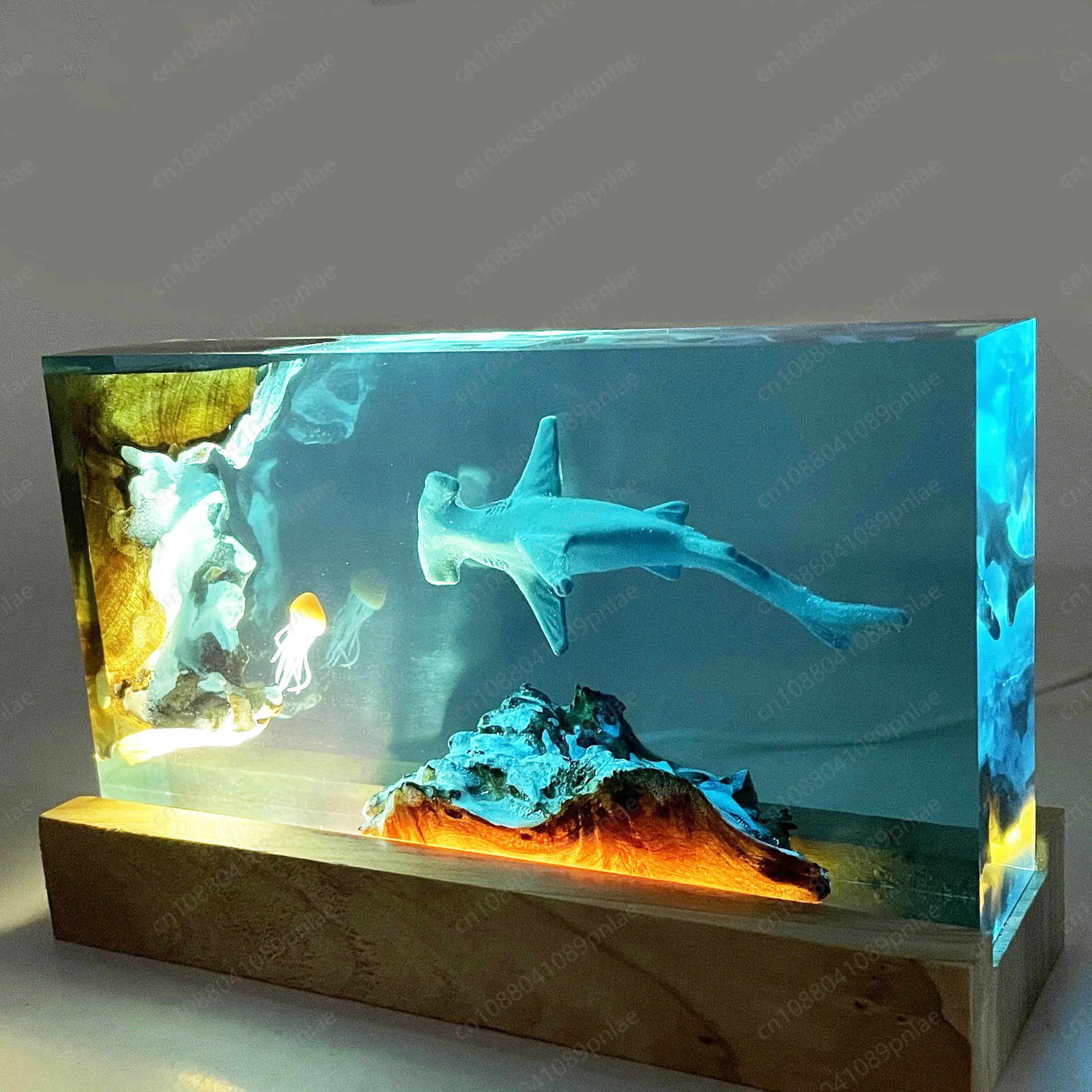 

Handmade Hammerhead Shark & Jellyfish Resin Lamp - Unique Home Decor, Ideal Personalized Christmas Gift