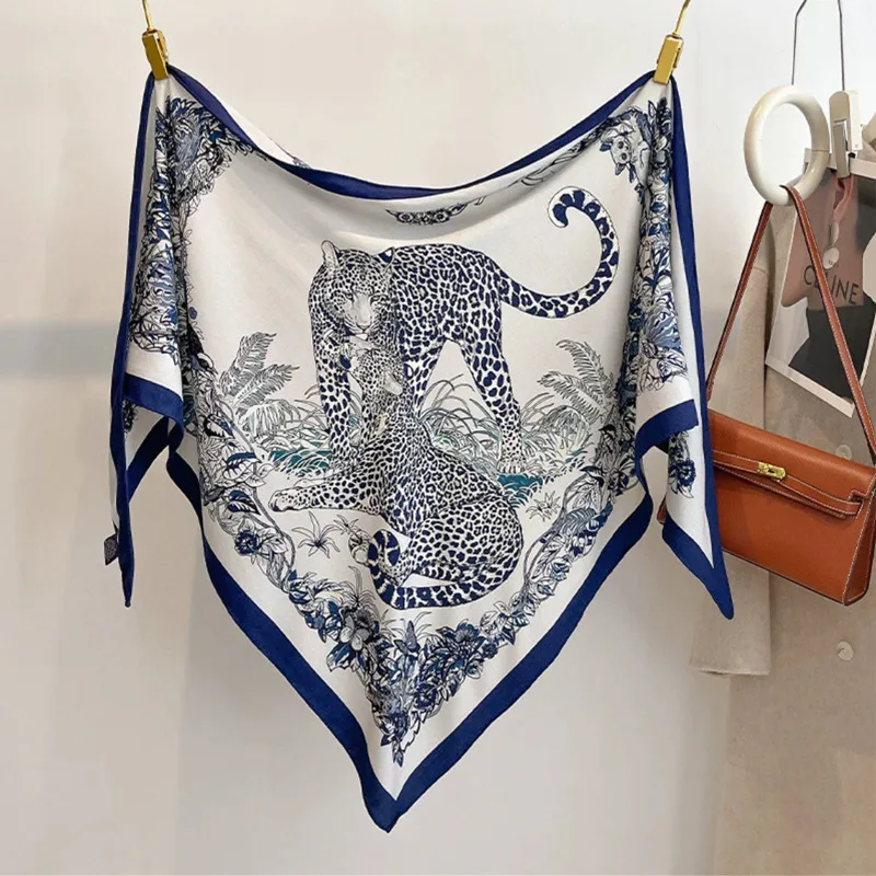 European and American Wool Triangular Binder Early New Arrivals Chain Pattern Decoration Warm All-Matching Scarf Women's Shawl