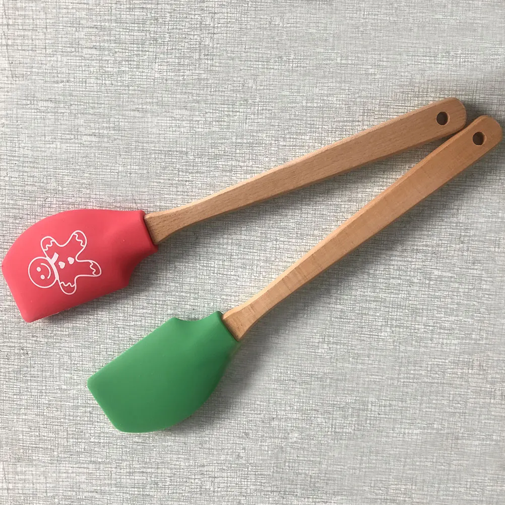 

2Pcs Baking Scraper Christmas Kitchen Tool Wooden H Silicone Pastry Spatula Cream Butter Scrapper Home Restaurant Gift