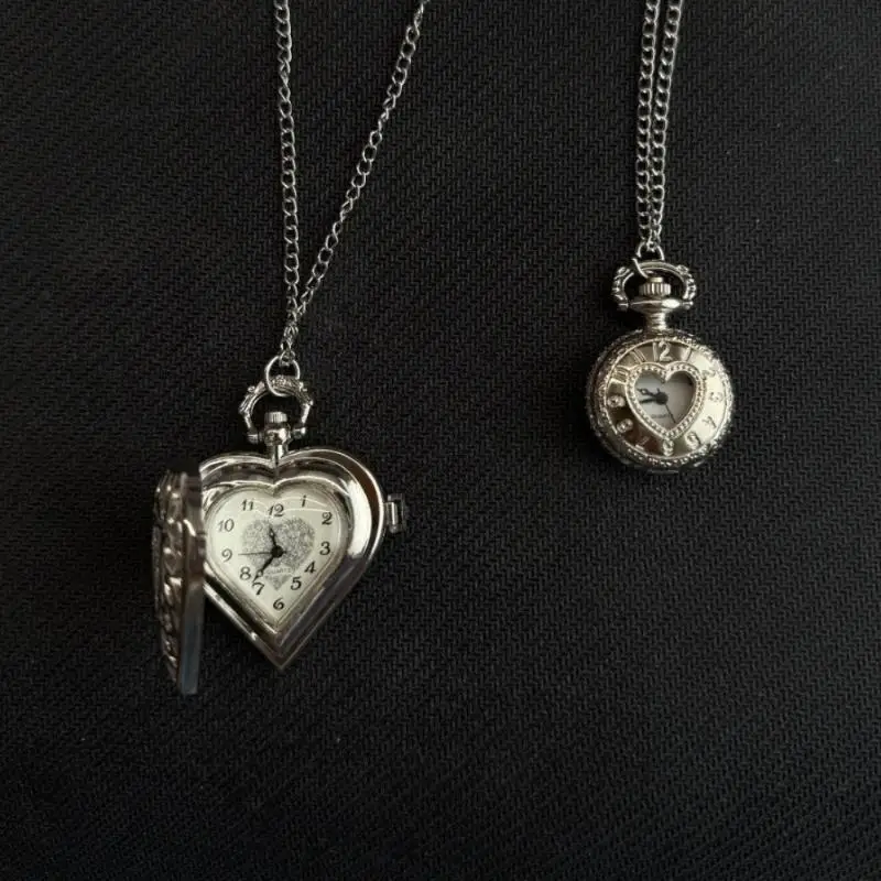 Design Steampunk Clock Vintage Necklace Pendant Jewelry Watch Couple Gift Fashion Hollow Heart Pocket Watch Chain Keychain