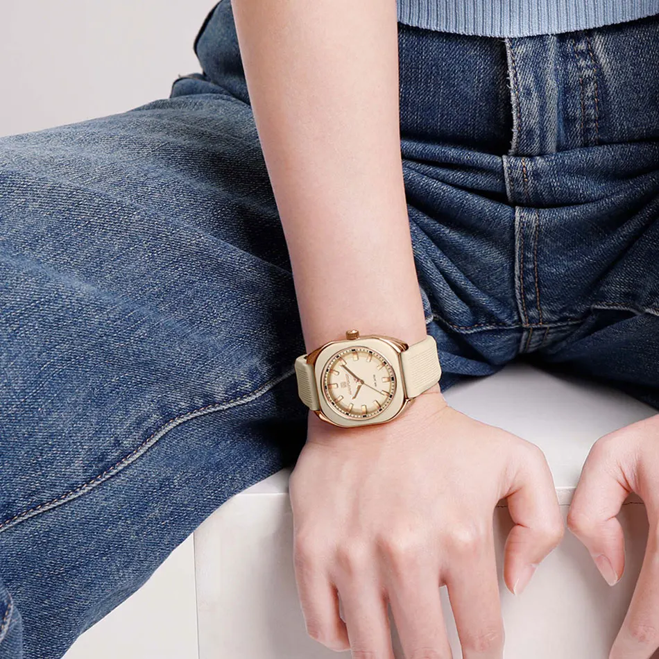 NAVIFORCE Fashion Quartz Watches For Women Comfort Silicone Band Ladies Daily Waterproof Casual Wristwatch Female Timepiece Gift