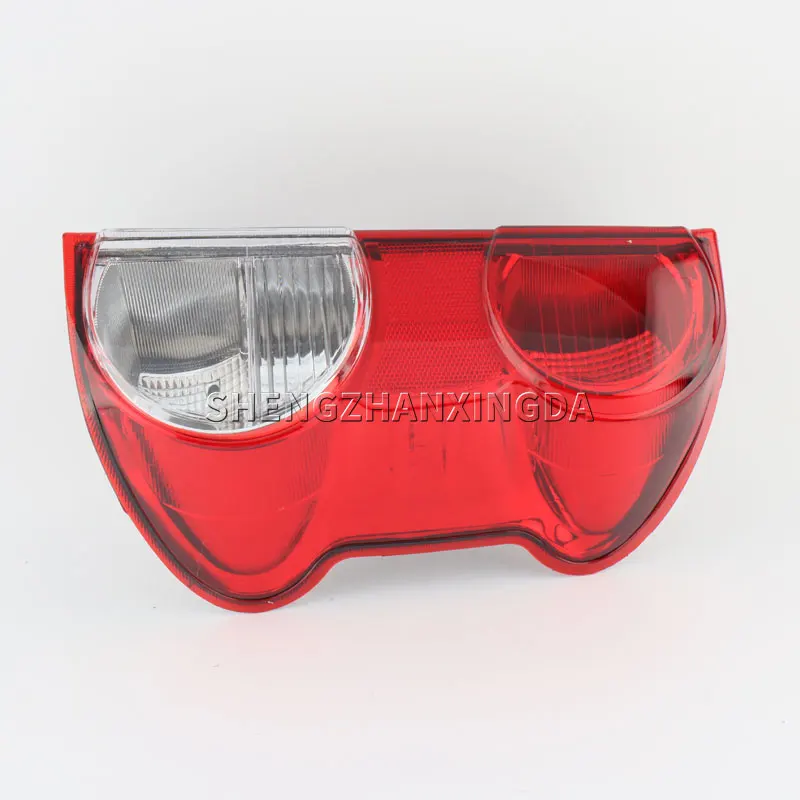 Suitable for Nissan Nv200 Rear Tail Light, Brake Tail Light, Warning Light, Driver Light, Fog Light, Bulb-Free Car Modeling