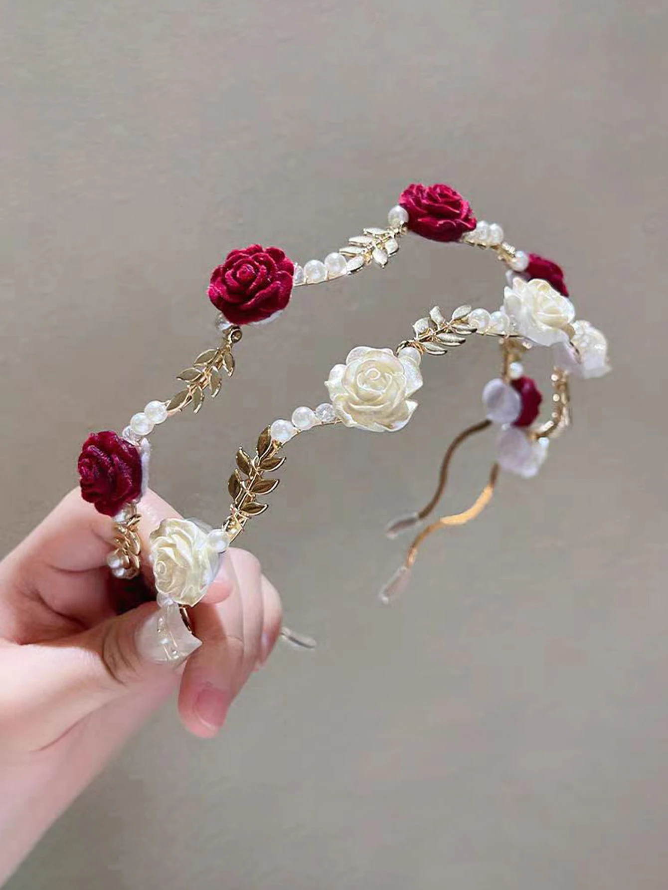 1pcs French Vintage Advanced Flocking Rose Pearl Gold Leaf Headband Luxury Refinement All-matched Fairy Hair Accessories Outdoor