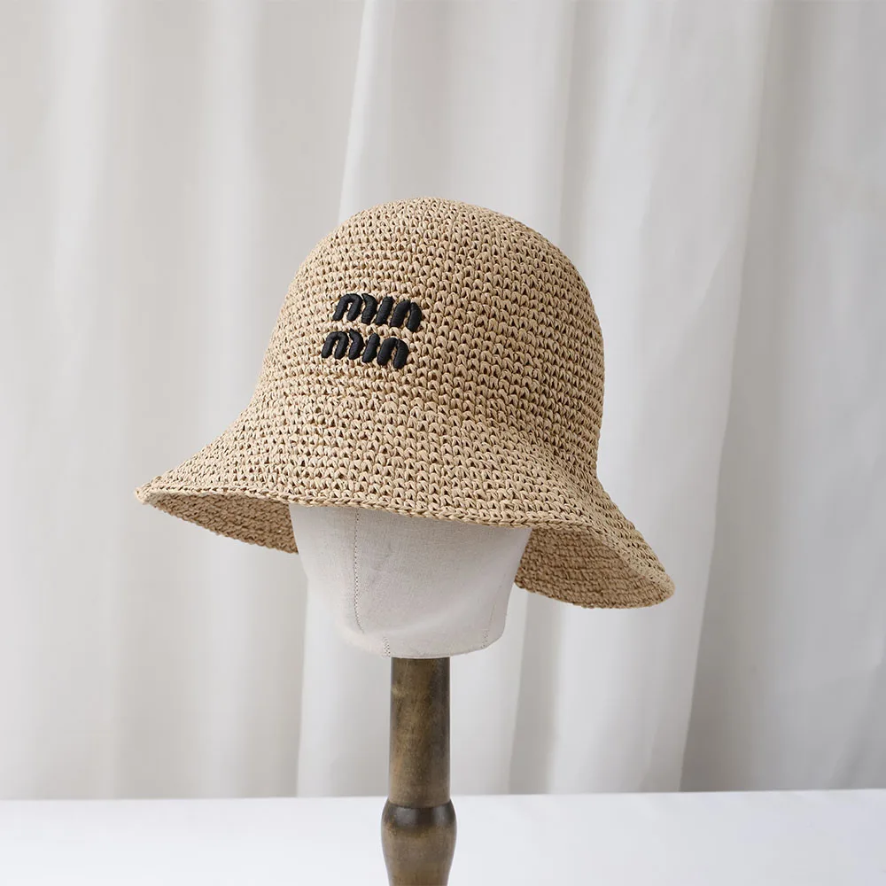 新しい手作り高品質文字刺繍太陽の帽子つば広フロッピー夏の帽子女性のためのビーチパナマわらドームバケットハット