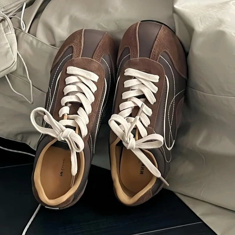 

Fashion Casual Women's Sneakers New Retro Comfortable Versatile Sports Shoes Outside Commuter Board Shoes