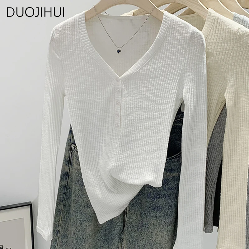 

DUOJIHUI Ins New Chicly Button V-neck Sexy Casual Women Pullovers Autumn Solid Color Fashion Simple Long Sleeve Female Pullovers