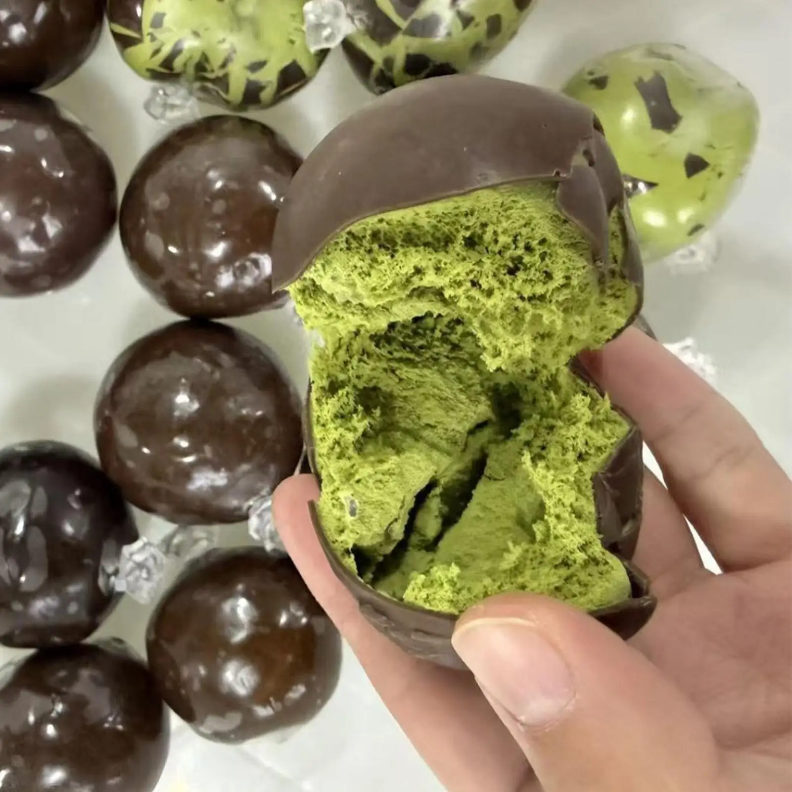 Adult Stress Balls Slow Rebound Wax Coating Dough Crispy Chocolate Design Soft Stress Ball For Kids Adults Teens Calming Party