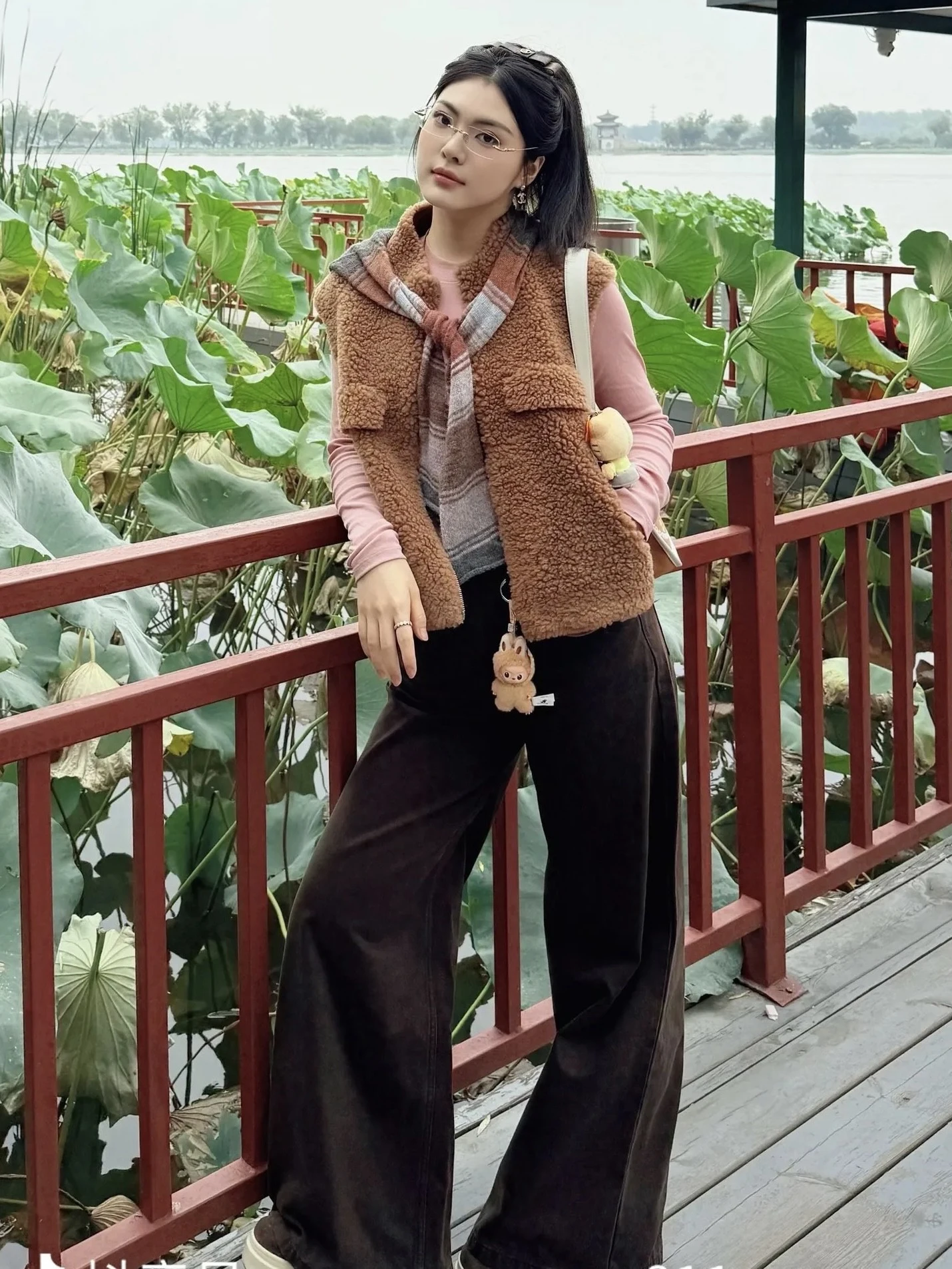 

Джинсы с высокой талией и широкими штанинами в стиле ретро, американские модные свободные удобные брюки для женщин, дышащие и приятные к телу, для повседневной носки