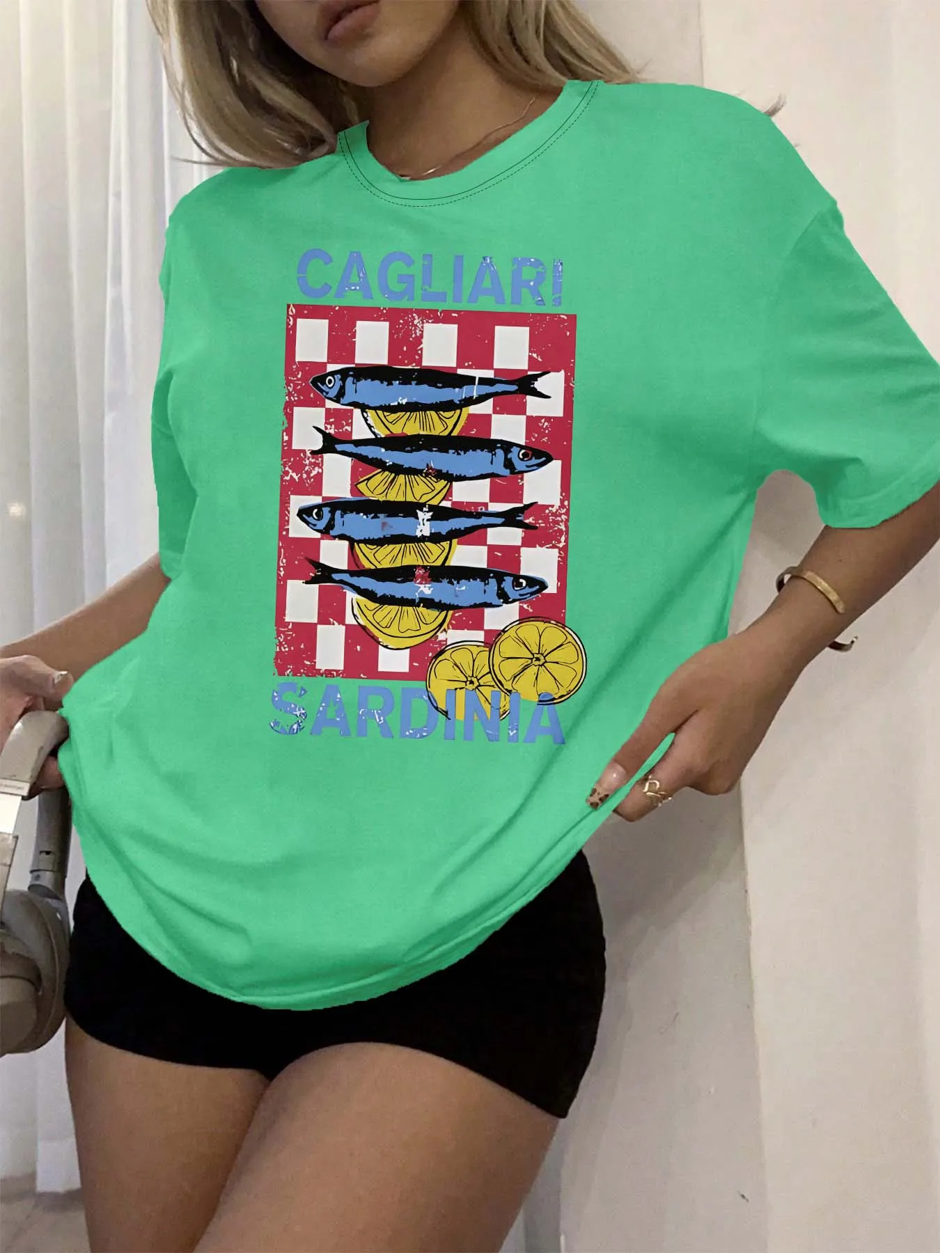 Kaus Trendi Grafis Kotak-kotak Lemon Ikan Cagliari Sardinia Ukuran Besar