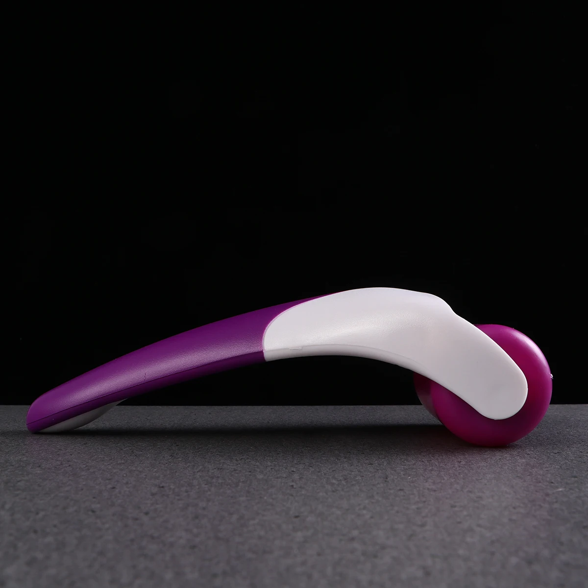

Facial Ice Massager Rolling Stick Tool Pain Relief Cooling Effect Sedative Skin Roller Massager Brighten Solve Edema Swelling