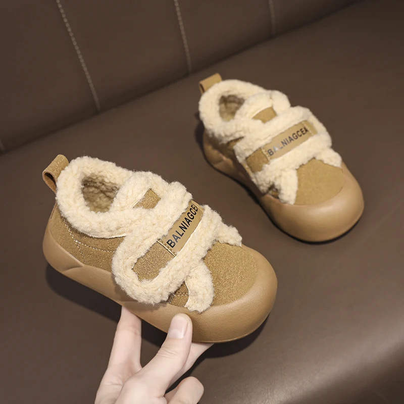 

Зимние плюшевые детские сапоги 2024, ботинки для мальчиков и девочек, повседневные теплые кроссовки для бега для малышей, школьная нескользящая обувь на мягкой подошве для малышей