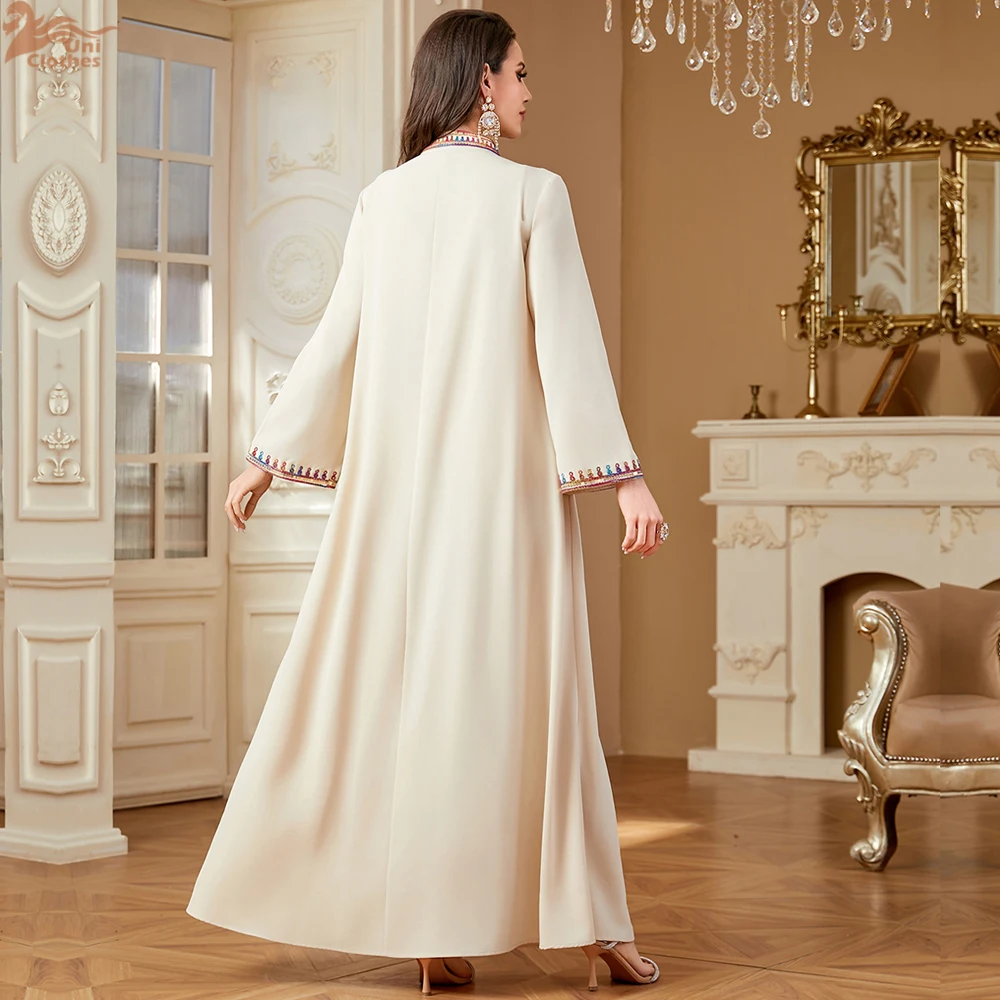 

2025 New Embroidery Abayas for Women Fashion Muslim Dress Dubai Caftan Marocain Femme Robe Islam Jalabiya Eid Ramadan Vestidos