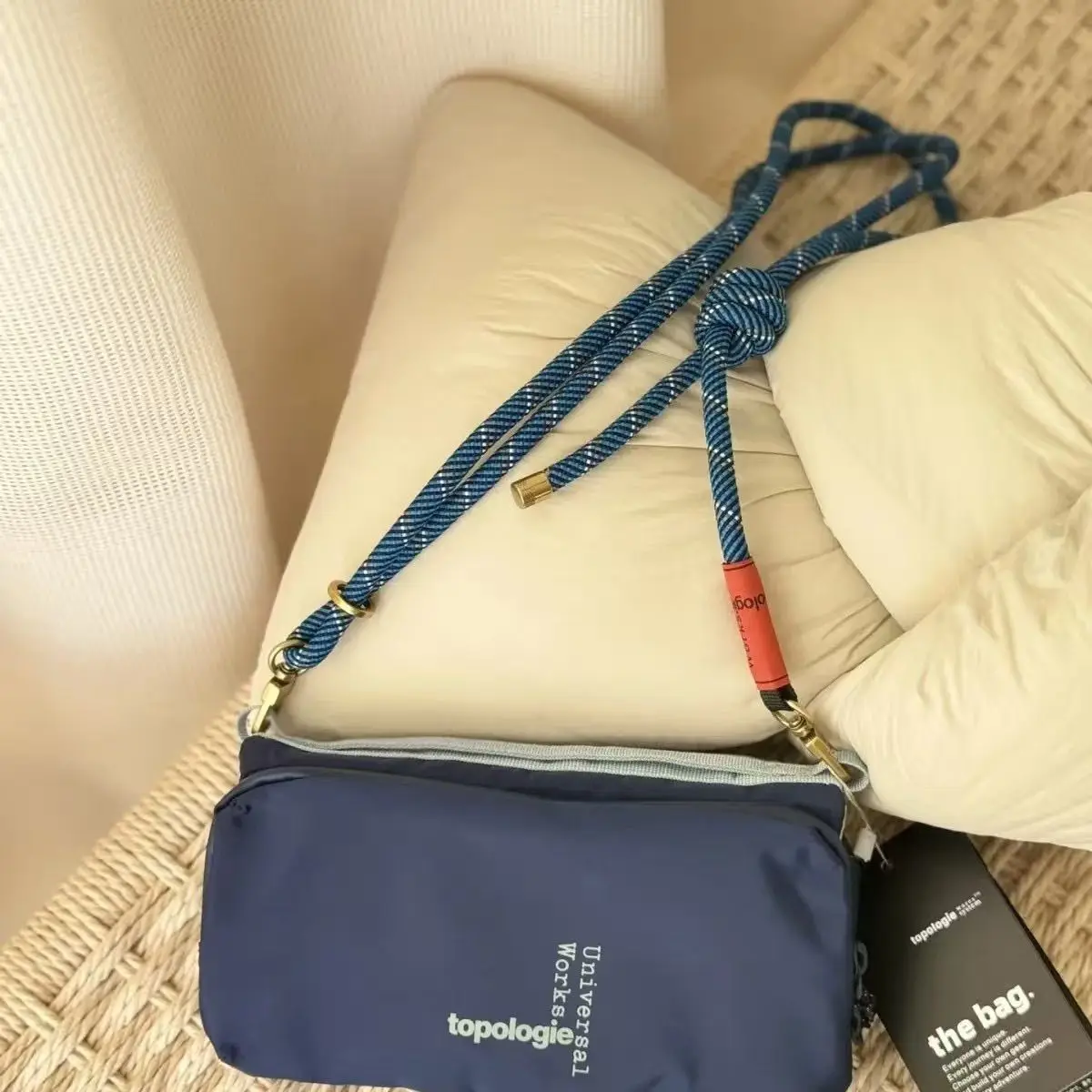 Celebrity Style Mountain Water Bottle Shoulder Outdoor Commuter Crossbody Bag Handheld Unisex Streetwear Sport Small Bag