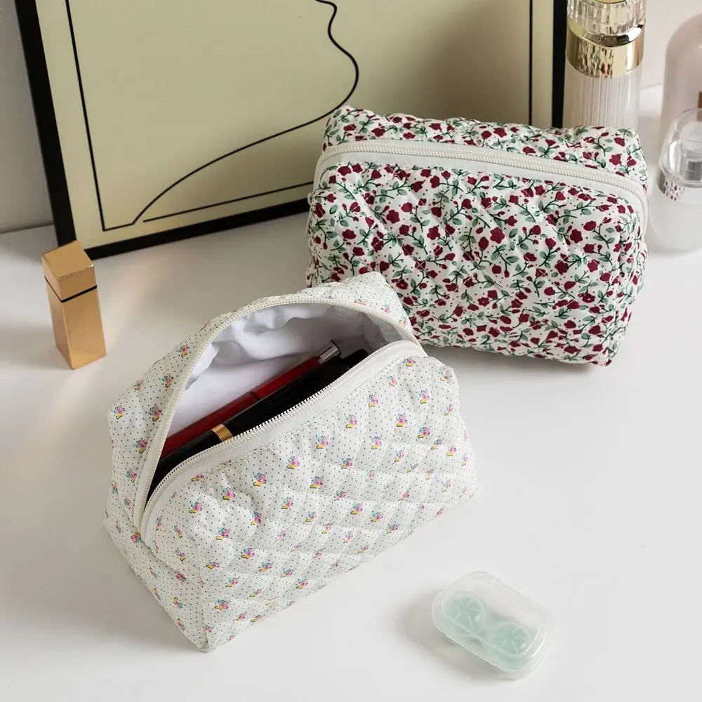 Portable Flower Printed Cosmetic Bag Large Capacity Travel Organizer Makeup Bag Storage Bag