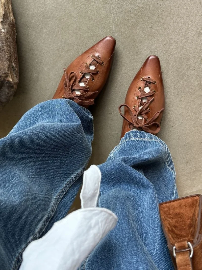 

Весна 2024, новые женские туфли из воловьей кожи на шнуровке в стиле ретро, женские туфли на низком каблуке с квадратным носком и тонкой подошвой, офисная женская обувь для пригородных поездок