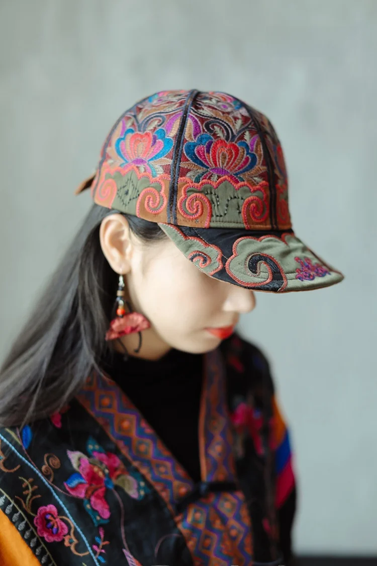 casquette-de-baseball-en-coton-et-lin-style-ethnique-retro-broderie-artisanale-design-original-avec-large-bord-pare-soleil-pour-jeunes-femmes