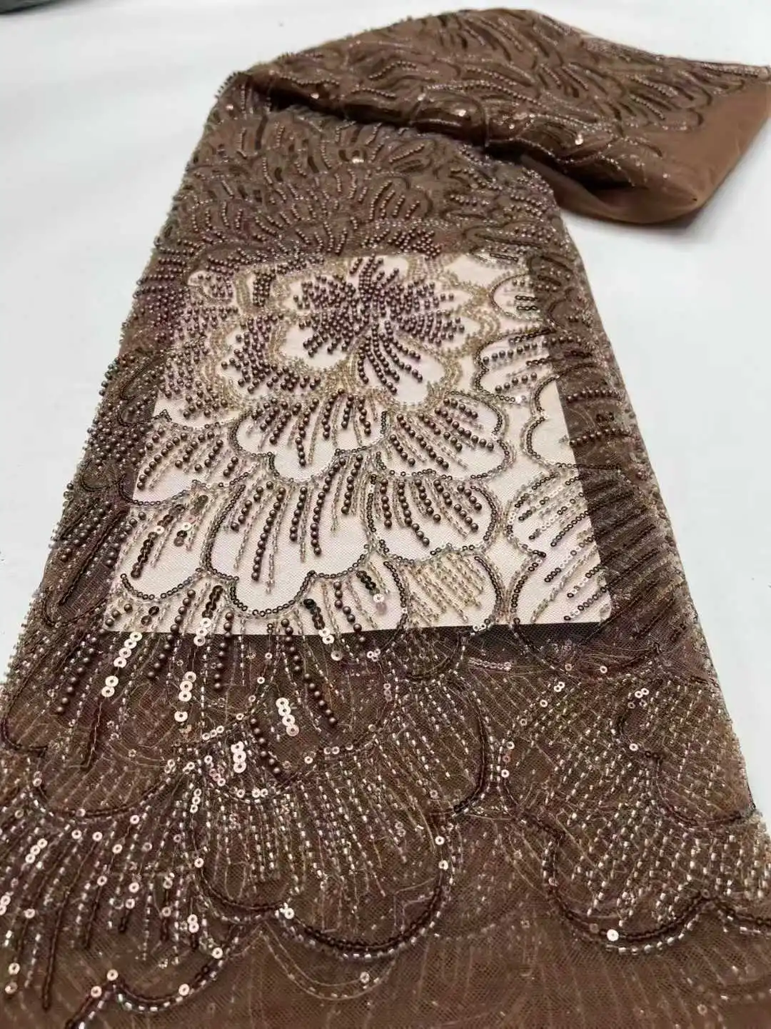 

Высококачественное кружево 2026 года, 5 ярдов, французское кружево, нигерийские кружевные ткани, африканские кружевные ткани с пайетками и бисером для свадебных торжеств