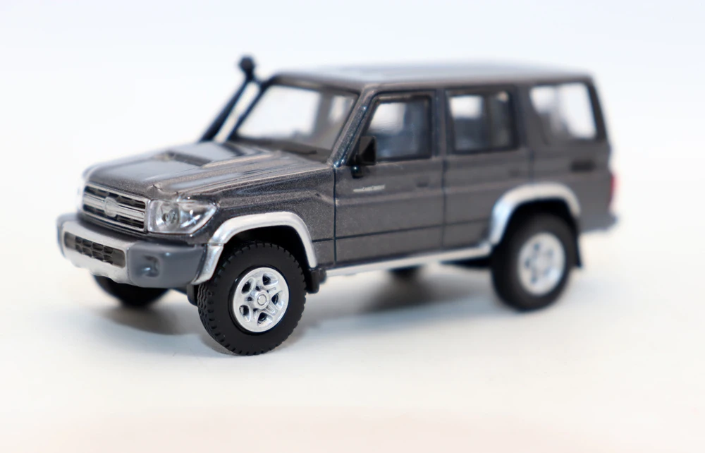 PARA64 1:64 Scale ​Land Cruiser 76 Diecast Alloy Toy Cars Simulation Model For Collection gift