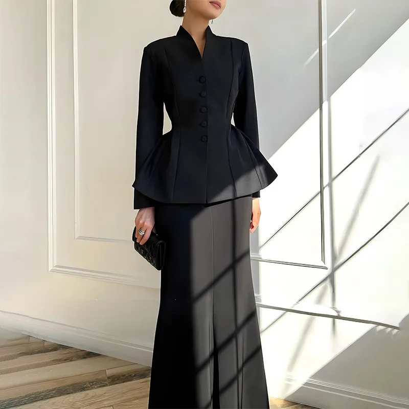

A New Solid-color Long-sleeved Multi-warehouse Top Body-hugging Long Skirt Set Cross-border Women's Clothing From Europe America