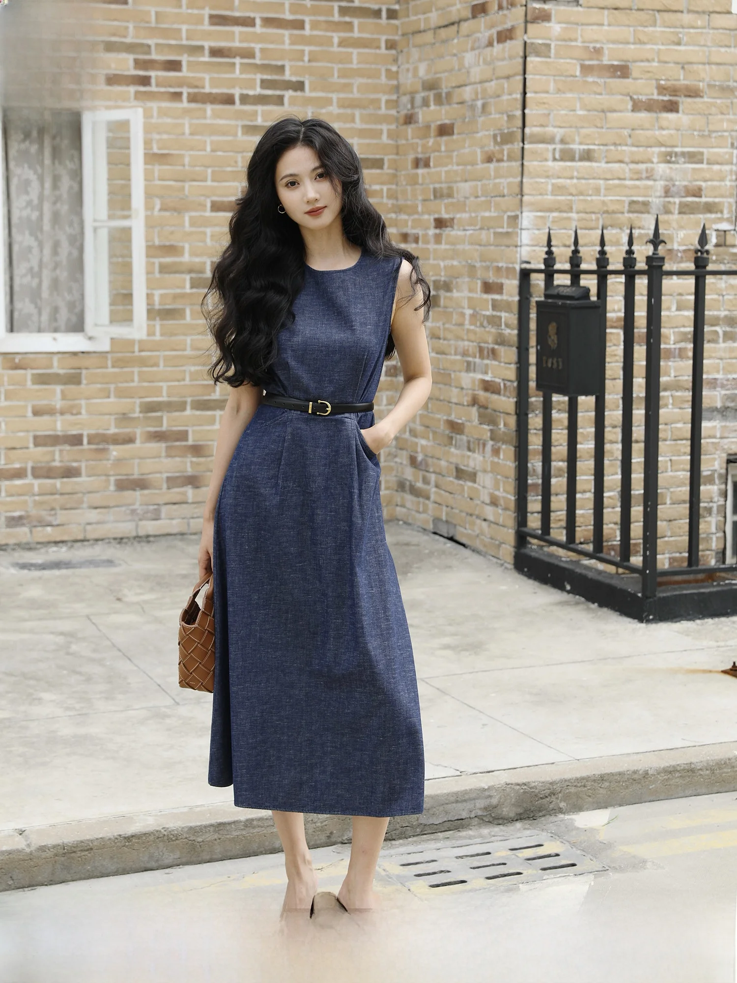 

TAIYANGOFFICE Summer Slimming Denim Dr Women's Svel Waist-Cinching Commute Skirt Midi-Length Cotton-Polyester Blend