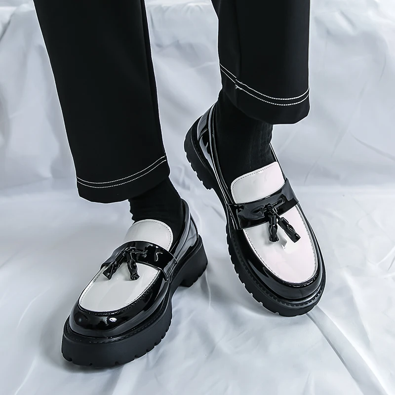2025 New Thick-soled Height-increasing Fringed Big-head Leather Shoes Casual Loafers for Young Men British Trendy Bean Shoes