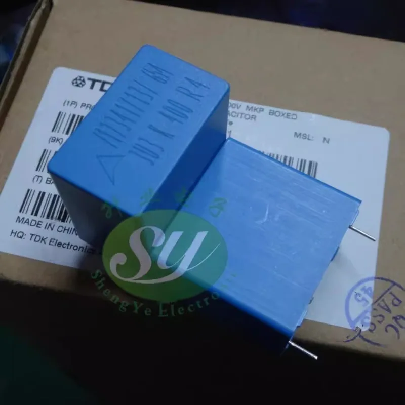 5PCS/10PCS EPCOS 3.3uf/400v 3u3 335 MKP Nuovo condensatore a film 28MM B32654A4335K