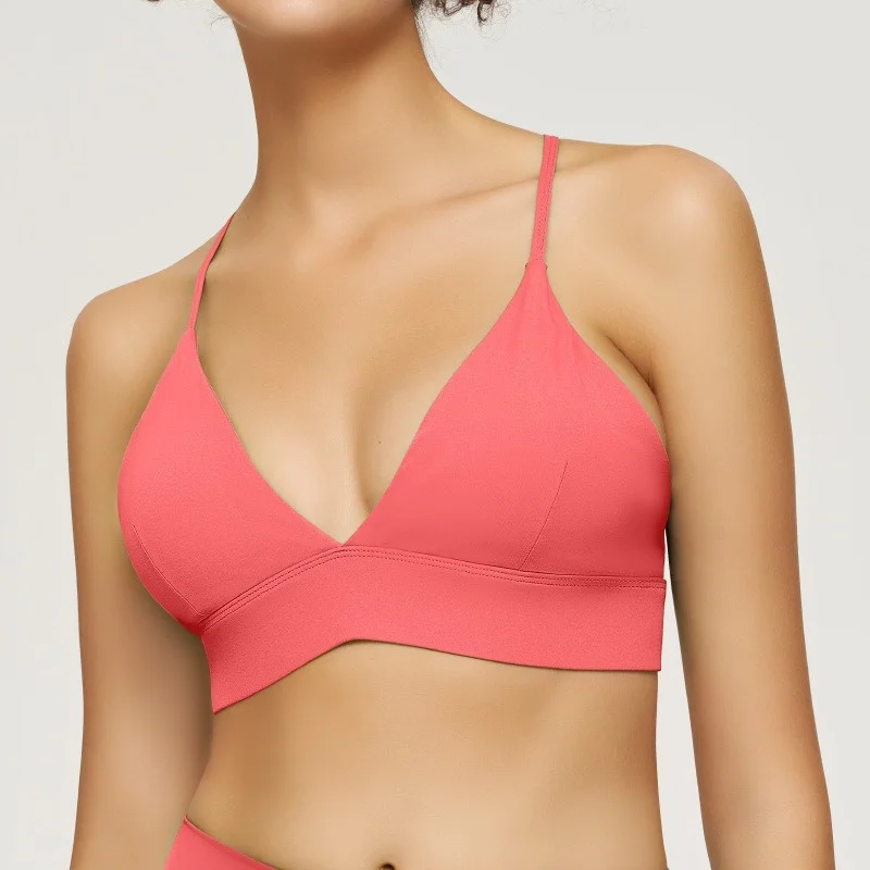 Aiithuug Yoga Deep V Bra Crisscross Back Sports Bra Padded Low Impact Fitness Yoga Bra Wireless Workout Bras Strappy Crop Top
