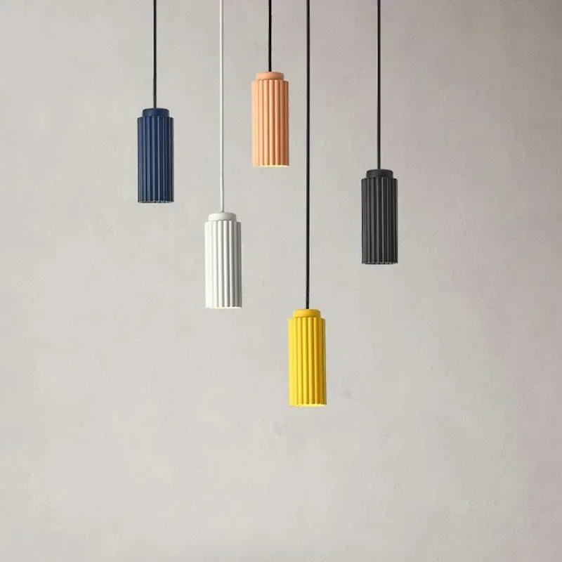 Plafonnier LED Suspendu au Design Nordique Moderne, Luminaire Décoratif d'Nik, Idéal pour une Chambre à Coucher, un Bar, un Salon ou une Salle à Manger