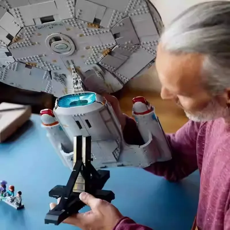 

3600 деталей конструктора Star Trek Starship, совместимые с U.S.S. Игрушки Enterprise Toys Starfleet Model 10356, подарки на день рождения для детей