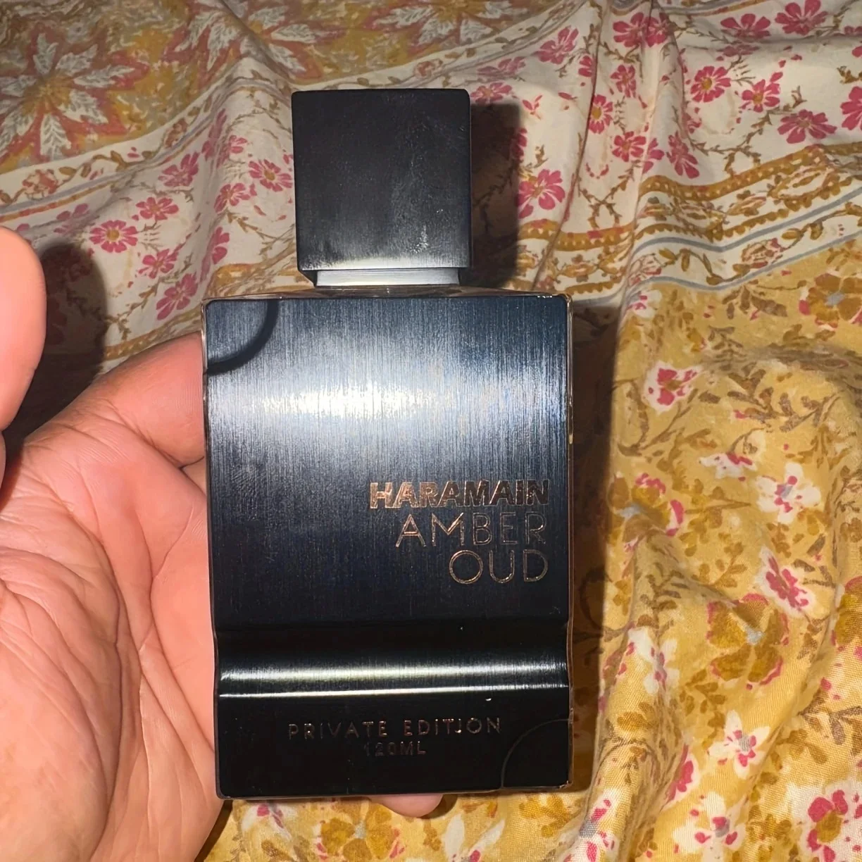 

Al Haramain Amber Oud - Private Collection perfume for men and women - Persistent, musky and cedar notes