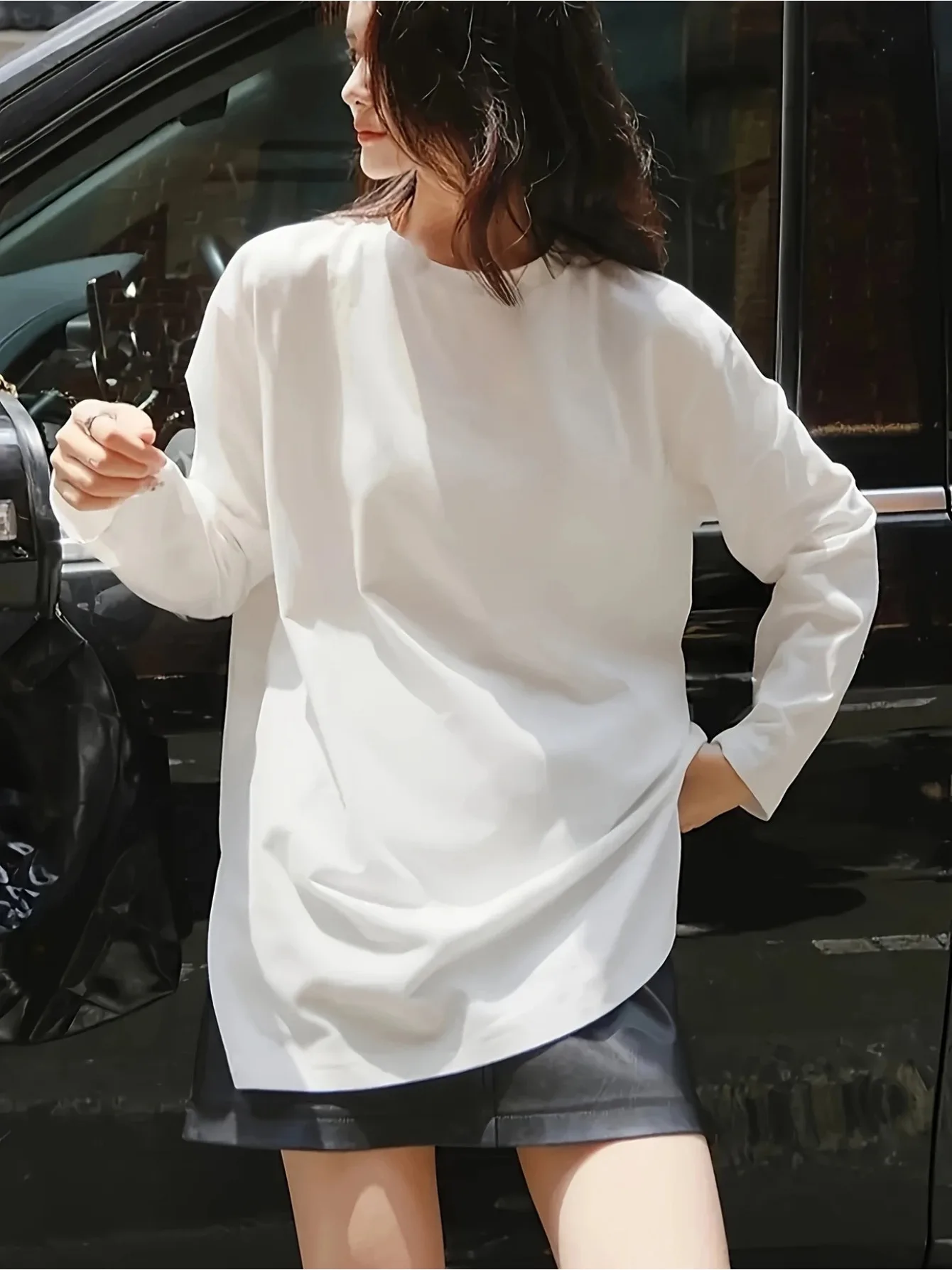 Women's Y2K White Loose Solid Color Long Sleeved T-shirt, Round Neck Wide Version Top, Simple Daily Shirt