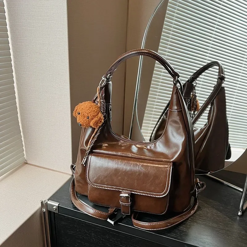 

Advanced Retro Commuting Bag for Women Multifunctional and Fashionable Shoulder Bag Urban Minimalist Large Capacity Tote Bag